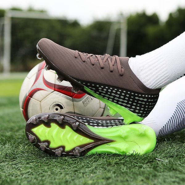 Practical competition professional sports shoes football shoes High Performance Soccer Cleats: Professional Grade Footwear for Competitive Play