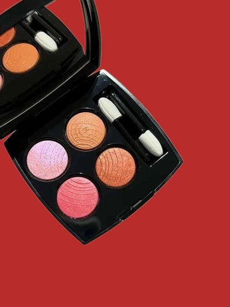 Eyeshadow Wholesale 4 colors 78# RIVAGE 88# CORAL TREASURE Long lasting makeup eyeshadow glitter highlighter eye shadow palette, Mixed color
Eyeshadow Wholesale 4 colors 78# RIVAGE 88# CORAL TREASURE Long lasting makeup eyeshadow glitter highlighter eye shadow palette, Mixed color
