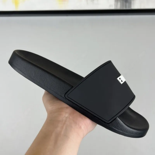 Designer Women Fur Slides Furry Slippers Designer Mules Fall Winter Homewear Slide Men Footwear Paris Luxury Comfortable Fuzzy Flip Flop Fluffy Wool High-quality, Color 9
Designer Women Fur Slides Furry Slippers Designer Mules Fall Winter Homewear Slide Men Footwear Paris Luxury Comfortable Fuzzy Flip Flop Fluffy Wool High-quality, Color 9