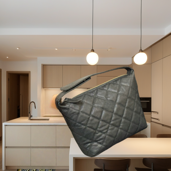Hobo style small leather ladies cute small bag luxury design bag with big brand box --CN8077, Cn8077-1
Hobo style small leather ladies cute small bag luxury design bag with big brand box --CN8077, Cn8077-1