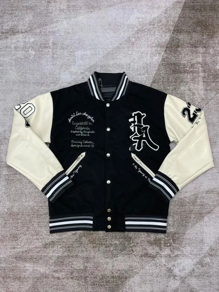 50% OFF 1:1 quality version Pegasus Embroidered Leather Sleeve Patchwork Jacket, Beige
50% OFF 1:1 quality version Pegasus Embroidered Leather Sleeve Patchwork Jacket, Beige