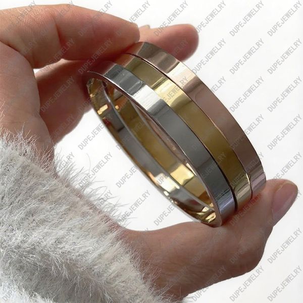 Braclet Designer For Women High Quality Luxury Jewels Gold Cuff Bracelet Classic Jewelrys Party Wedding Gift Rose Gold Silver Bangle Size 16-17-18-19-20-21 Without Box
Braclet Designer For Women High Quality Luxury Jewels Gold Cuff Bracelet Classic Jewelrys Party Wedding Gift Rose Gold Silver Bangle Size 16-17-18-19-20-21 Without Box