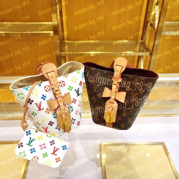 Designer bag Luxury All in Bb Bucket bag Shoulder Bags Designer Women Old Flower Leather Denim Crossbody Luxury Brand Embossed Tote Purse Brown Flower Handbag purseS, #15 
Designer bag Luxury All in Bb Bucket bag Shoulder Bags Designer Women Old Flower Leather Denim Crossbody Luxury Brand Embossed Tote Purse Brown Flower Handbag purseS, #15