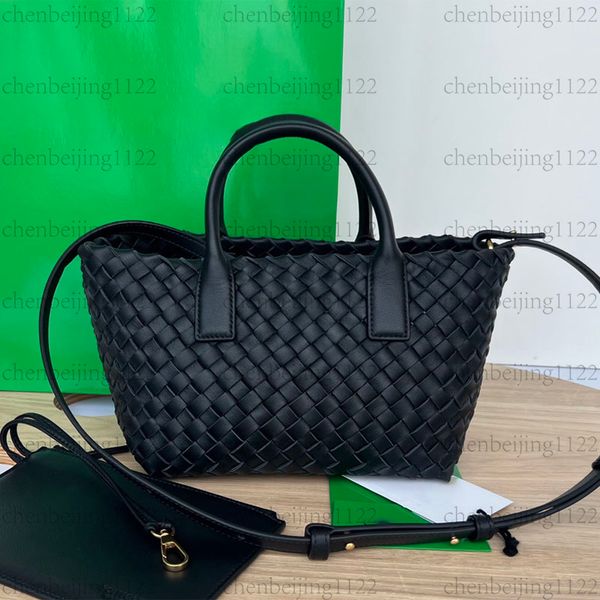 99A premium quality trendy designer handbag, made of 100% genuine leather fine pure steel hardware, can be chosen for crossbody, single-shoulder or hand-carry as you like., Eight
99A premium quality trendy designer handbag, made of 100% genuine leather fine pure steel hardware, can be chosen for crossbody, single-shoulder or hand-carry as you like., Eight