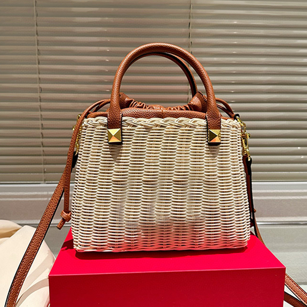 Fashion commuter bag vintage straw bag large capacity shopping bag classic tote bag luxury designer bag women's shoulder bag high-end handbag practical crossbody bag, Pink
Fashion commuter bag vintage straw bag large capacity shopping bag classic tote bag luxury designer bag women's shoulder bag high-end handbag practical crossbody bag, Pink