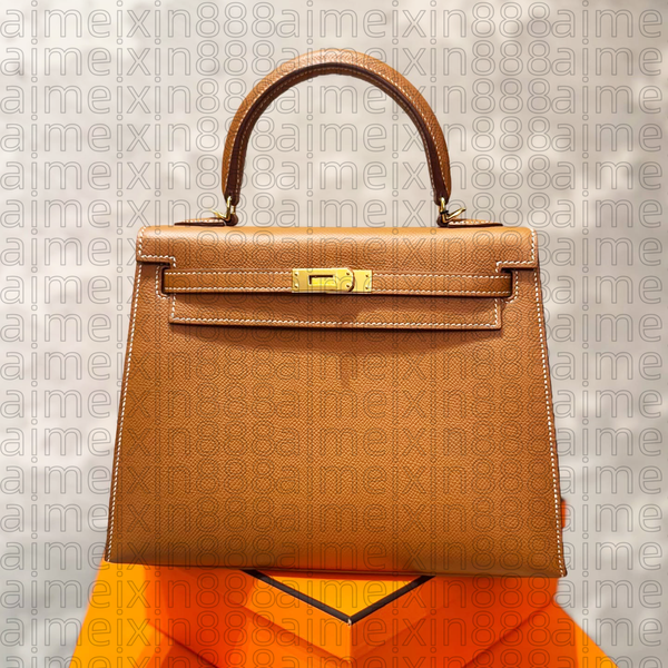 Mirror quality Designer bag Women Genuine Leather shoulder Bags Women's Metal lock Flap Handbag pochette Lady Crossbody Evening Bag purse Fashion clutch tote bag, 1-white
Mirror quality Designer bag Women Genuine Leather shoulder Bags Women's Metal lock Flap Handbag pochette Lady Crossbody Evening Bag purse Fashion clutch tote bag, 1-white