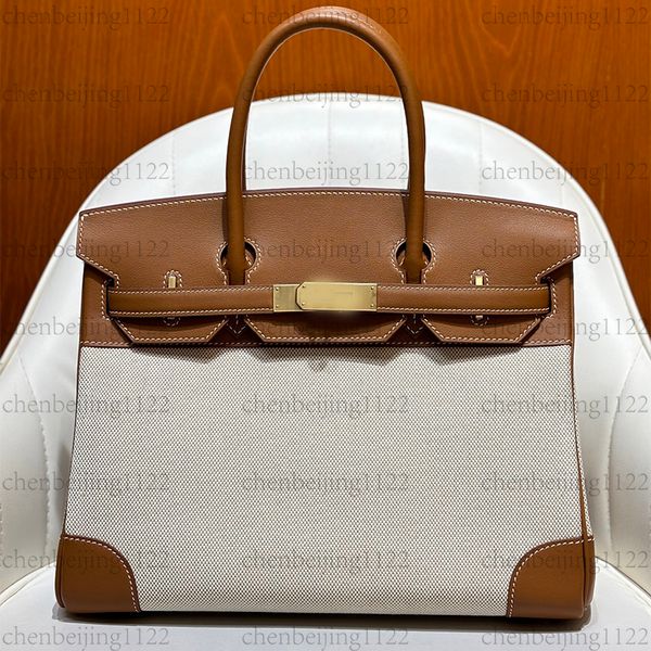 99A Top designer handbags, made of 100% genuine leather, showcasing high-end pure steel hardware craftsmanship. Handbags, crossbody bags, single-shoulder bags, Five
99A Top designer handbags, made of 100% genuine leather, showcasing high-end pure steel hardware craftsmanship. Handbags, crossbody bags, single-shoulder bags, Five