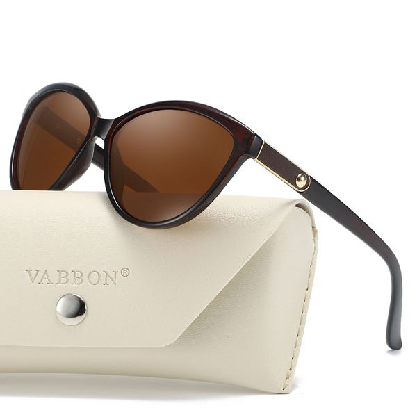 New Korean-style fashionable polarized sunglasses with unique leather inlay, luxurious and exquisite cat-eye black-rimmed women's sunglasses
New Korean-style fashionable polarized sunglasses with unique leather inlay, luxurious and exquisite cat-eye black-rimmed women's sunglasses