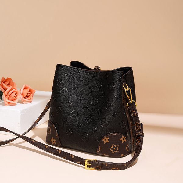 Designer Bag Luxury Bag New Fashion Emed Shoulder Bag Large Capacity Bucket Retro Classic Printed Handbag S Hot, Pink# 
Designer Bag Luxury Bag New Fashion Emed Shoulder Bag Large Capacity Bucket Retro Classic Printed Handbag S Hot, Pink#
