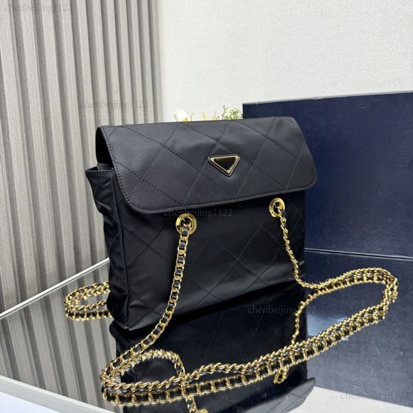 99A This fashionable and casual leather handbag with a crossbody strap and shoulder strap combines luxury with style, powered by high-quality steel hardware., One
99A This fashionable and casual leather handbag with a crossbody strap and shoulder strap combines luxury with style, powered by high-quality steel hardware., One