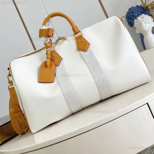 99A top designer masterpiece, a multi-purpose leather bag with stainless steel hardware, suitable for handbags, shoulder bags, crossbody bags, and fashionable bags., Two
99A top designer masterpiece, a multi-purpose leather bag with stainless steel hardware, suitable for handbags, shoulder bags, crossbody bags, and fashionable bags., Two