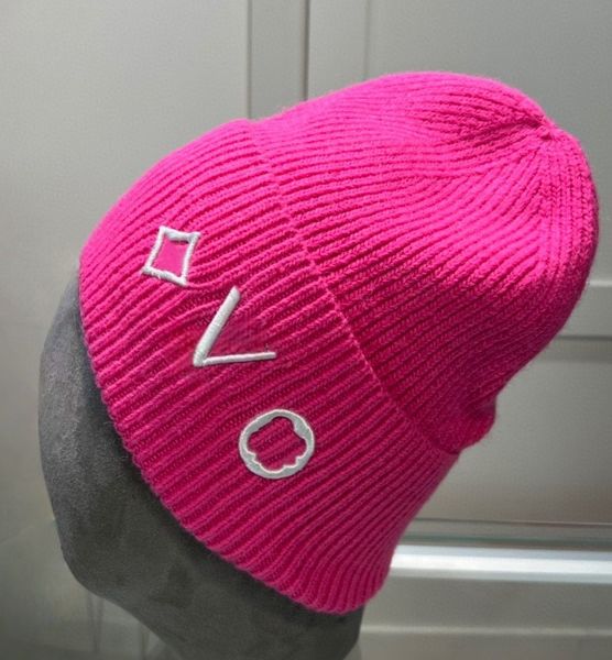 Roses Woolen Beanie…