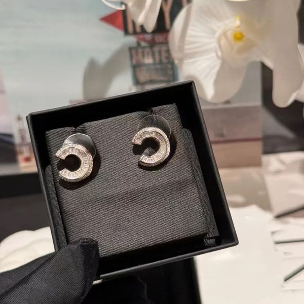 Fashion Stud Earrings Woman Luxury Designer Earring Multi Colors C Letter Jewelry Women 18k Diamond Wedding Gifts
Fashion Stud Earrings Woman Luxury Designer Earring Multi Colors C Letter Jewelry Women 18k Diamond Wedding Gifts