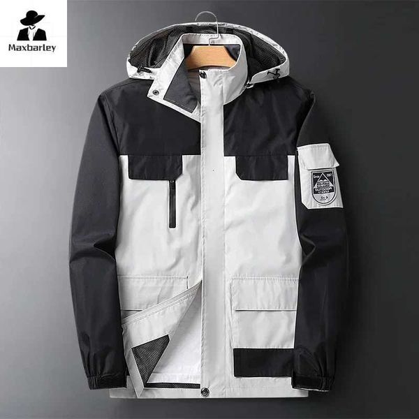 2024 Autumn Fashion Casual Waterproof Multi-Pocket Work Jacket for Men Techwear Windbreaker Couple Camping Function Hooded Coat W250711