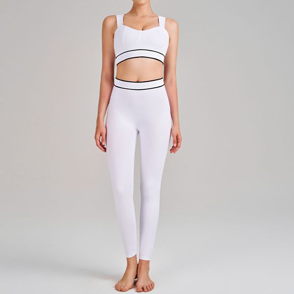 Smooth lines yoga exercise set with natural, elegant and comfortable drape, two-piece set, Purple
Smooth lines yoga exercise set with natural, elegant and comfortable drape, two-piece set, Purple