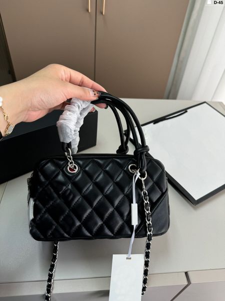 designer New shoulder tote bags purify business women's ideal choice shopping high-quality free ship, Yellow
designer New shoulder tote bags purify business women's ideal choice shopping high-quality free ship, Yellow