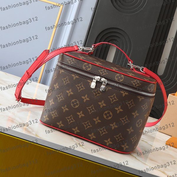 Designer Bag Luxury Cosmetic bag Makeup Bag Toiletry Bag women's bag tote Shoulder Bags Crossbody Bags handbag Beauty Box Purse Fashion Makeup Bag Travel Pouch, Red
Designer Bag Luxury Cosmetic bag Makeup Bag Toiletry Bag women's bag tote Shoulder Bags Crossbody Bags handbag Beauty Box Purse Fashion Makeup Bag Travel Pouch, Red