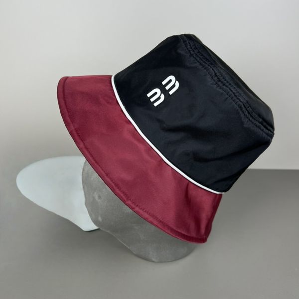 Contrast Cowboy Bea…