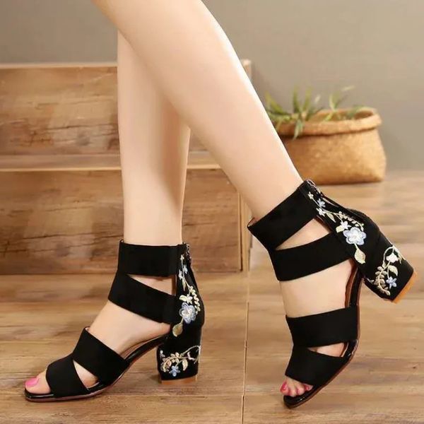 Ethnic Style Embroidered Mid-heel Sandals Summer Casual Thick Heels Elegant Vintage Open-toed Embroidered Shoes Women's Shoes