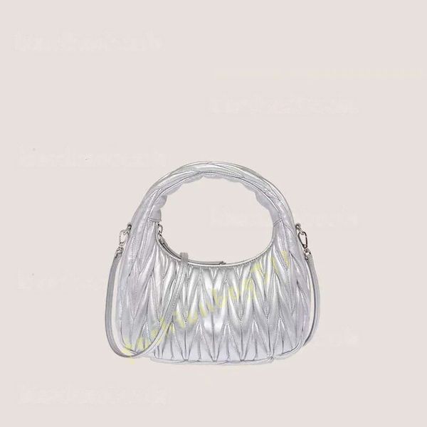 Silver Designer bags Luxury Bags Shoulder bag Half moon bag Women's Dumpg Tramp Tote wander bag Crossbody Bag Underarm bag Casual crossbody Bag Leather bag, Color5
Silver Designer bags Luxury Bags Shoulder bag Half moon bag Women's Dumpg Tramp Tote wander bag Crossbody Bag Underarm bag Casual crossbody Bag Leather bag, Color5