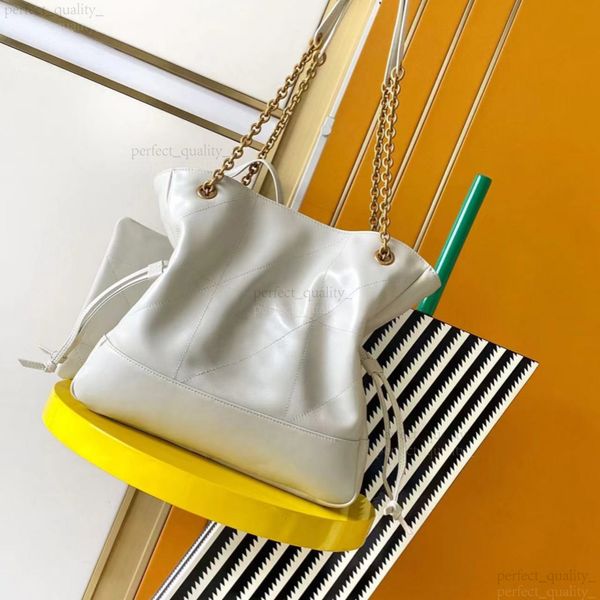 99A The designer of 12A has infused the essence of high-end fashion and vitality into this hand-held, shoulder-slinging crossbody bag by using genuine leather materials., One
99A The designer of 12A has infused the essence of high-end fashion and vitality into this hand-held, shoulder-slinging crossbody bag by using genuine leather materials., One