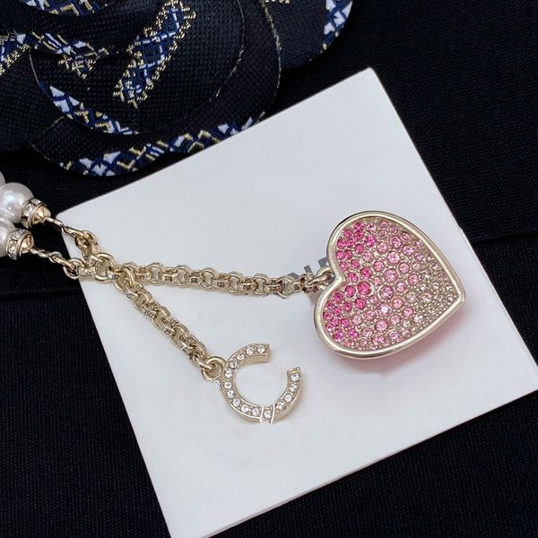 Pearl Love Letter Necklace Pendant Chain Gold Necklaces Fashion Neckalce For Woman Couple Diamond Necklace Wedding Gift Jewellery