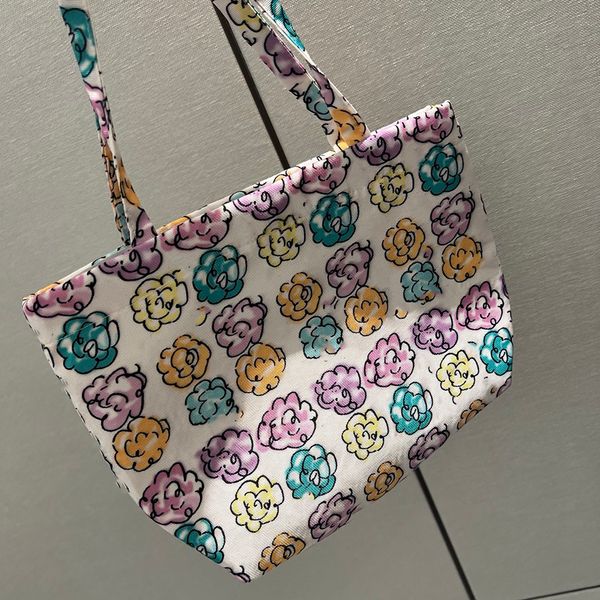 Designer graffiti canvas tote bag storage bags printed Letters UNIFORM Casual Handbag for BeachTravelling Shopping Gym
Designer graffiti canvas tote bag storage bags printed Letters UNIFORM Casual Handbag for BeachTravelling Shopping Gym