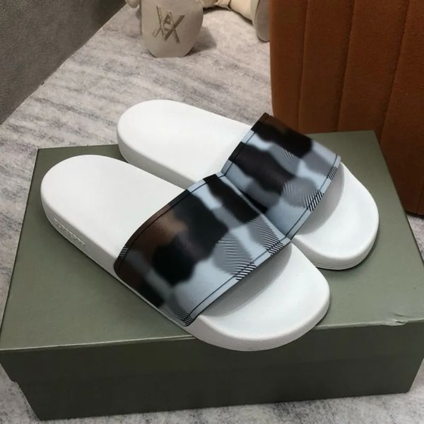 size 35-46 Paris Sliders Mens Womens Slippers Summer Slides London England Sandals Beach Slide Ladies Flip Flops Loafers Home Plaid Pattern Slipper Chaussures 11, Black
size 35-46 Paris Sliders Mens Womens Slippers Summer Slides London England Sandals Beach Slide Ladies Flip Flops Loafers Home Plaid Pattern Slipper Chaussures 11, Black