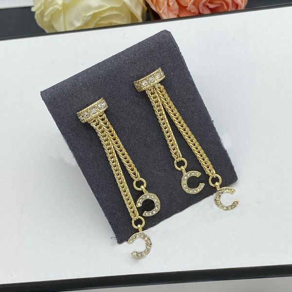 Luxury Gold Stud Earrings Designer For Women Earrings Letter Jewelry Gift Engagement Wedding Party Jewerlry Accessories
Luxury Gold Stud Earrings Designer For Women Earrings Letter Jewelry Gift Engagement Wedding Party Jewerlry Accessories