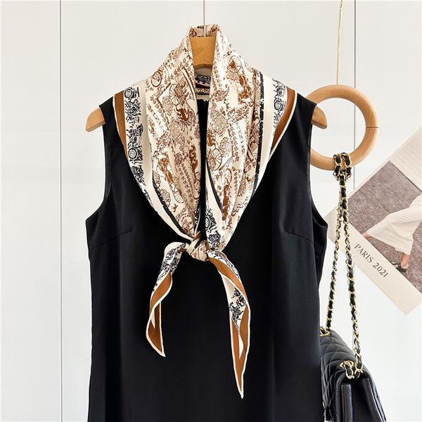 Twill silk scarf women light luxury fashion mulberry silk scarf --823295
Twill silk scarf women light luxury fashion mulberry silk scarf --823295