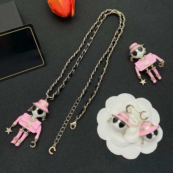 Fashion 18k Gold Necklaces Pendant Luxury Designer Earrings Brooch Set Necklaces Link Designer for Women Gift Jewelry
Fashion 18k Gold Necklaces Pendant Luxury Designer Earrings Brooch Set Necklaces Link Designer for Women Gift Jewelry