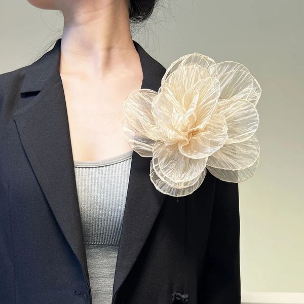 20cm Fairy Style Oversized Yarn Flower Fabric Flower Brooch Womens Jewelry Gift Accessories Pin Dress Corsage 251103
