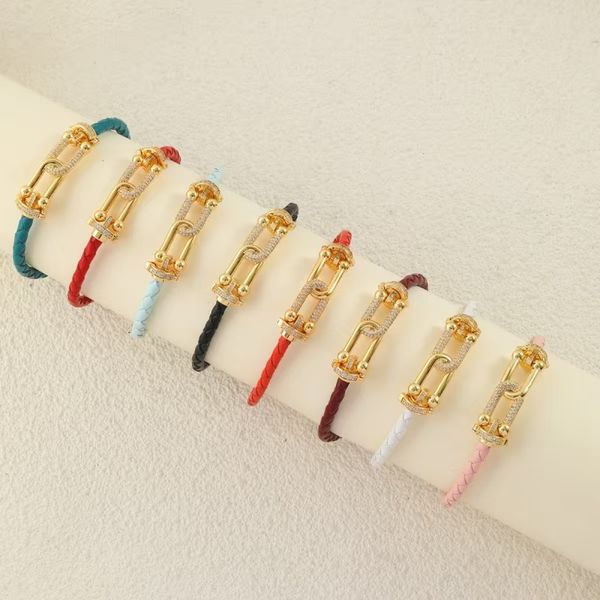 2025 Summer New Trend Leather Cord Figure-8 Horseshoe Buckle Bracelet, Fully Embedded with Diamonds, Red Rope Bracelet for Men and Women
2025 Summer New Trend Leather Cord Figure-8 Horseshoe Buckle Bracelet, Fully Embedded with Diamonds, Red Rope Bracelet for Men and Women