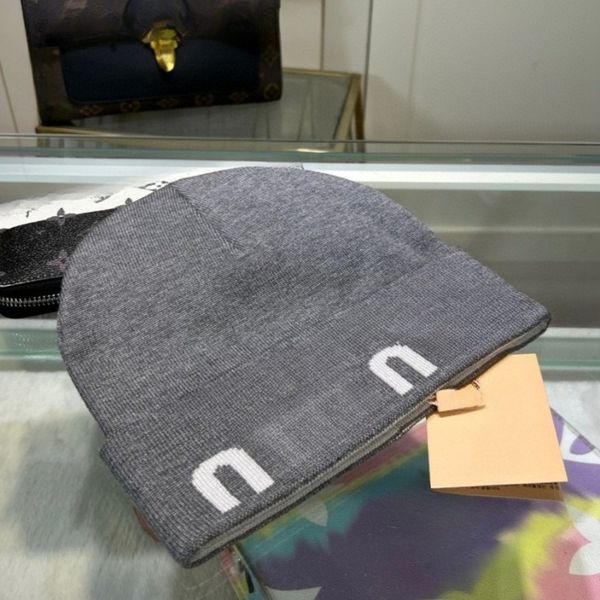 Beanie Designer Hat Winter Hat Designer Beanie Men Knitted Cap Classic Letter Solid Color Wool Bonnet Beanies Simple, Grey
Beanie Designer Hat Winter Hat Designer Beanie Men Knitted Cap Classic Letter Solid Color Wool Bonnet Beanies Simple, Grey