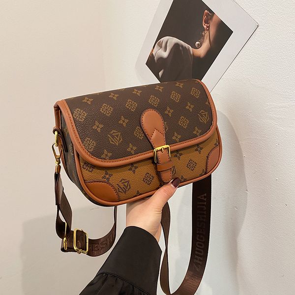 Free shipping saddle new print temperament women's underarm all-in-one shoulder crossbody bag 2025s hot, Black
Free shipping saddle new print temperament women's underarm all-in-one shoulder crossbody bag 2025s hot, Black