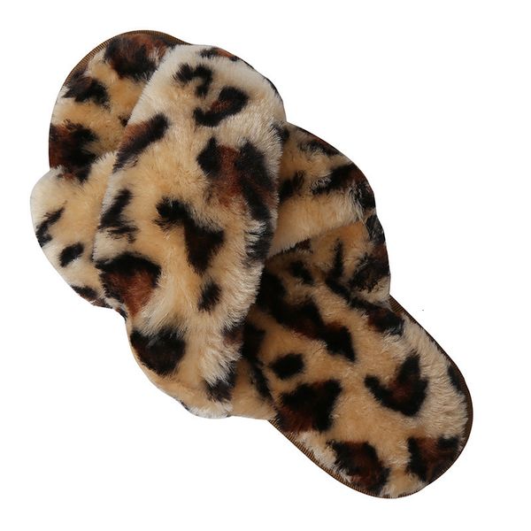 28-35 children's size Super Soft Non-slip Beef Tendon Bottom Cross Design Fur Warm Autumn And Winter Indoor Plush Slippers
28-35 children's size Super Soft Non-slip Beef Tendon Bottom Cross Design Fur Warm Autumn And Winter Indoor Plush Slippers