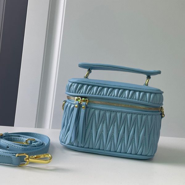 designer makeup bag Cross body luxury shoulder bags women cosmetic bag mini handbags vintage Pleated leather shoulder strap letter daily outfit top handle purse 7A, White
designer makeup bag Cross body luxury shoulder bags women cosmetic bag mini handbags vintage Pleated leather shoulder strap letter daily outfit top handle purse 7A, White