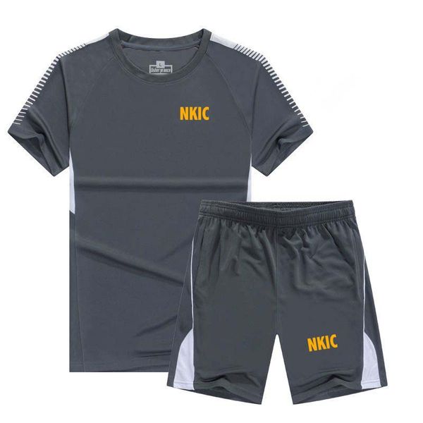 2pcs Men's Casual Summer Outfits Brand Short Sleeve letter Printed T-Shirt Drawstring Shorts Set, Beach Sports Exercise Short Clothin Plus Size -5XL, Red 1
2pcs Men's Casual Summer Outfits Brand Short Sleeve letter Printed T-Shirt Drawstring Shorts Set, Beach Sports Exercise Short Clothin Plus Size -5XL, Red 1