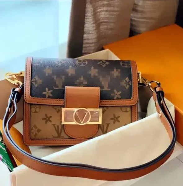 Shion Gold 45678218 Chain Bags, High-Quality Crossbody Bags, Ivory
Shion Gold 45678218 Chain Bags, High-Quality Crossbody Bags, Ivory