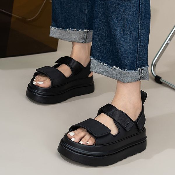 Comfortable Summer … - image