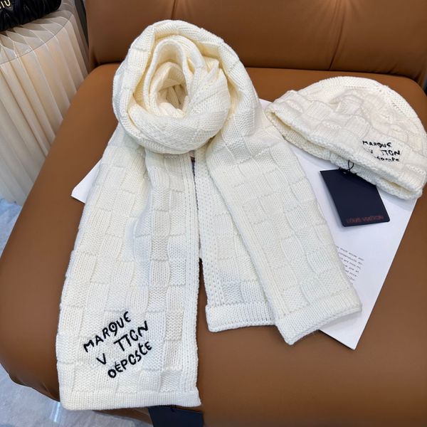 Damier Heritage Beanie Scarf M92739/M92738 Luxury Wool Knit Hat High-Quality Black and White Marque V Deposee Hat and Scarf Set