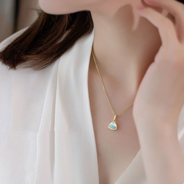 18K Gold Plated Light Blue Aquamarine Necklaces Single And Multi Pendant Styles Simple Jewelry Women Or Girlfriend Gifts Bijoux
18K Gold Plated Light Blue Aquamarine Necklaces Single And Multi Pendant Styles Simple Jewelry Women Or Girlfriend Gifts Bijoux