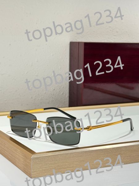 10A Mirrored Qualit…