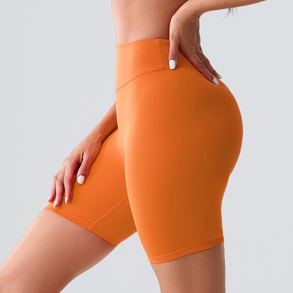 New Cloud Inspired Yoga Women Sandblasted Tight Fitting Elastic Sporty Peach Hip Lifting Solid Color Fiess Shorts, Color-white 
New Cloud Inspired Yoga Women Sandblasted Tight Fitting Elastic Sporty Peach Hip Lifting Solid Color Fiess Shorts, Color-white