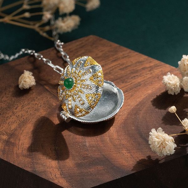 Fashion Silver Natural Emerald Openable Magic Locket Charm Pendant Chain Necklace Stainless Steel Crystal Gems Round Locket Gift
Fashion Silver Natural Emerald Openable Magic Locket Charm Pendant Chain Necklace Stainless Steel Crystal Gems Round Locket Gift
