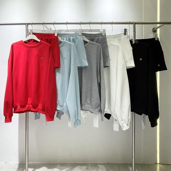 Women's Designer Designer Casual sports suit solid color round neck sweatshirt Shorts inDesigner, Gray
Women's Designer Designer Casual sports suit solid color round neck sweatshirt Shorts inDesigner, Gray