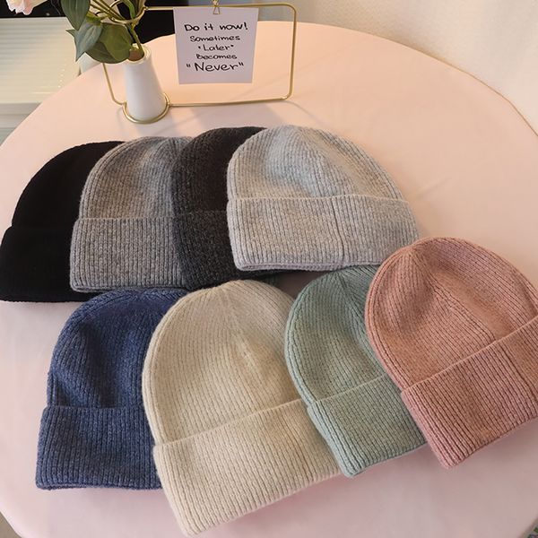 Luxury Cashmere Designer Bonnet Luxe Unisex Winter Hat Men Women Warm Stretchy Skull Cap in Multiple Colors Ideal for Gifts and Outdoor Activities, #1
Luxury Cashmere Designer Bonnet Luxe Unisex Winter Hat Men Women Warm Stretchy Skull Cap in Multiple Colors Ideal for Gifts and Outdoor Activities, #1