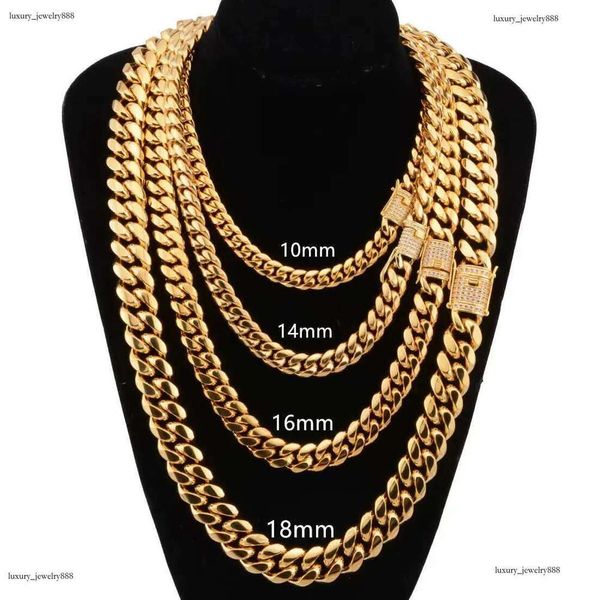 Designer Jewelry Party Sterg Chains Men Cuban k Heart Necklace Iced Out Chain for Gift
Designer Jewelry Party Sterg Chains Men Cuban k Heart Necklace Iced Out Chain for Gift