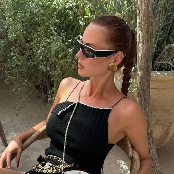 Sunglasses Designer Womens cat eye Sunglasses Luxury and High end Classic Triumphal Arch Fashion PC Frame Outdoor Beach Driving Sun UV Protection with Box
Sunglasses Designer Womens cat eye Sunglasses Luxury and High end Classic Triumphal Arch Fashion PC Frame Outdoor Beach Driving Sun UV Protection with Box