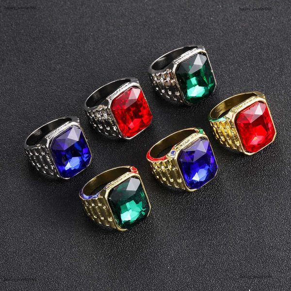 Luxury designer hip hop men and women with red and green ice out of VVS Moissanite hip hop rings
Luxury designer hip hop men and women with red and green ice out of VVS Moissanite hip hop rings